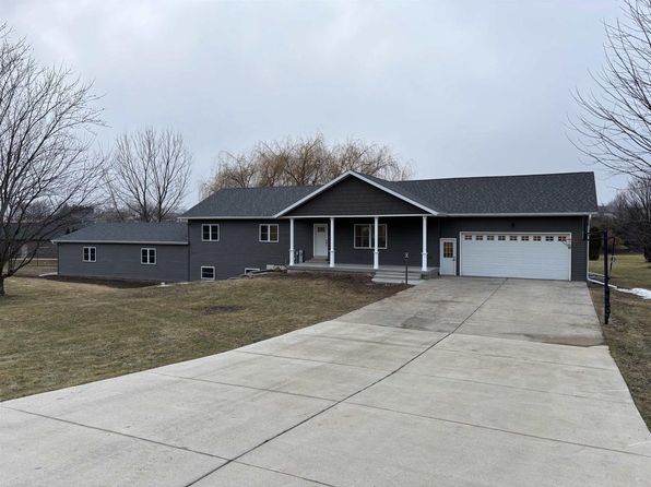 N2471 Van Matre Lane, Monroe, WI 53566