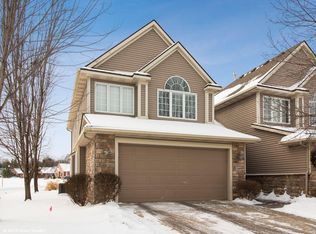 12680 Diamond Ridge Ct, Clive, IA 50325