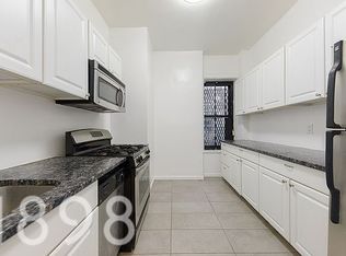 230 Ocean Pkwy APT A1, Brooklyn, NY 11218