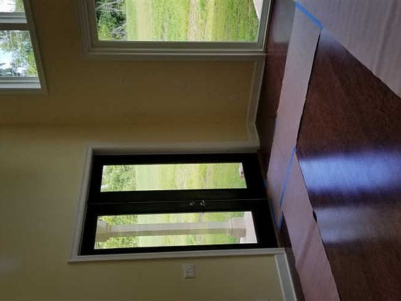 5th image of 7166 Sleepy Hollow Cir