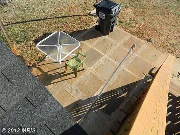 3rd image of 14251 Dutch Dr