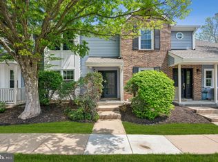 2 Washington Ct, Hightstown, NJ 08520