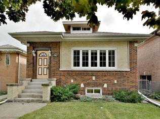 2567 Clarke St, River Grove, IL 60171