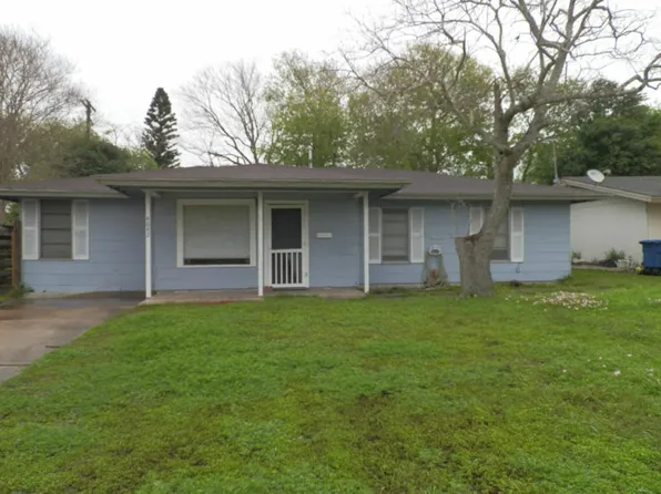 4642 Totton Dr, Corpus Christi, TX 78411