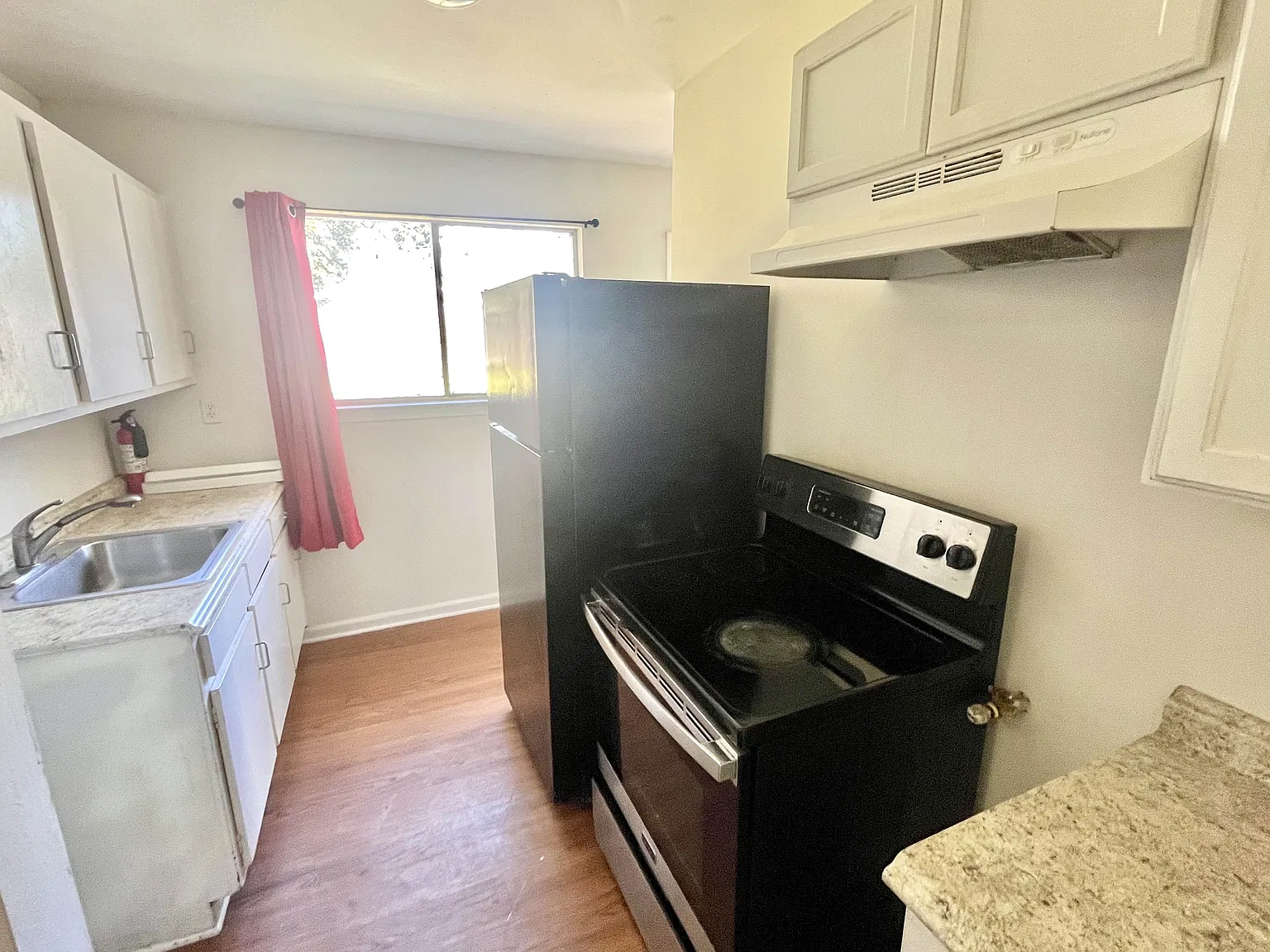 mb 7465 Whitney Drive - 1 — Photo 4