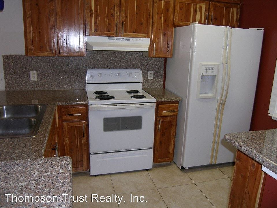 2nd image of 3607 B Biltmore Dr