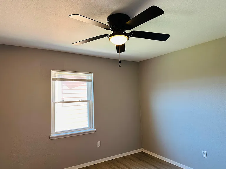 The Place at Baytown — Photo 9