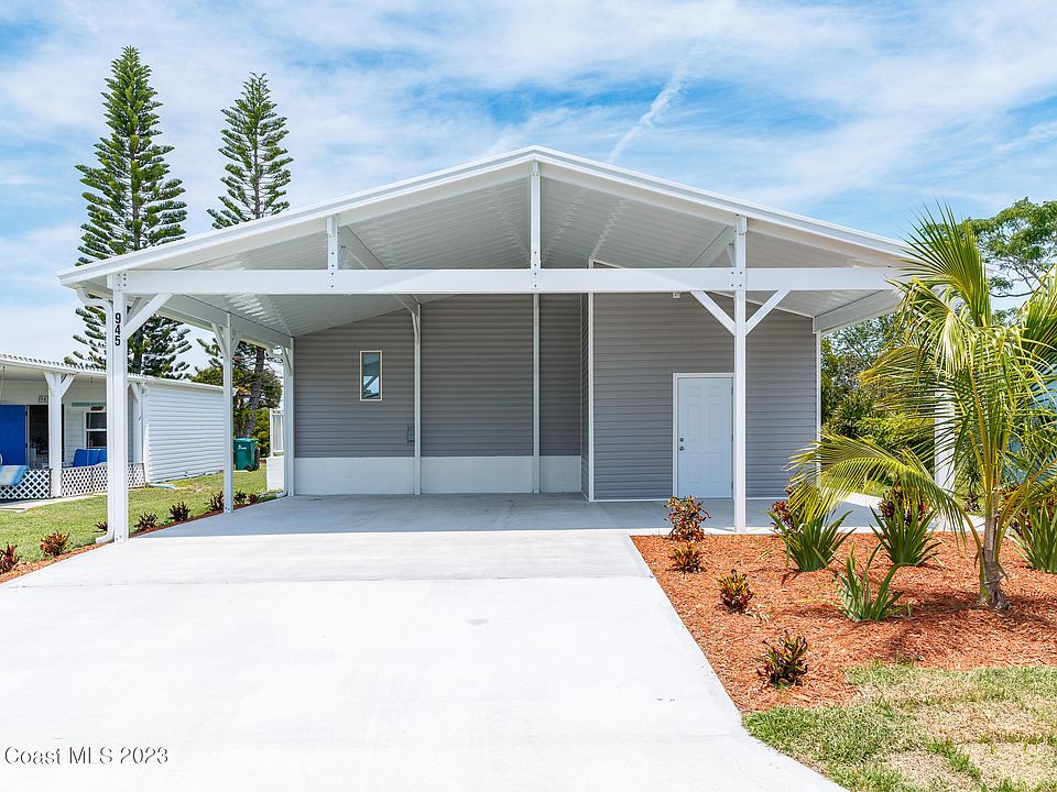 1st image of 945 Cashew Cir