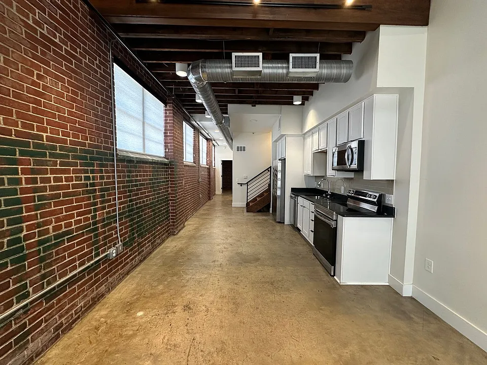 805 Martin Luther King Jr Blvd #1