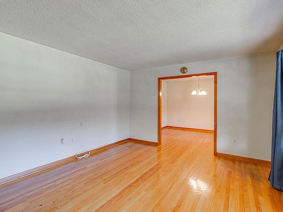 5th image of 121 Whetsell Rd