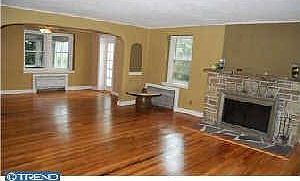 hardwood floors, fireplace