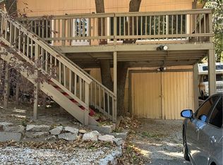518 Acacia Dr, Crestline, CA 92325