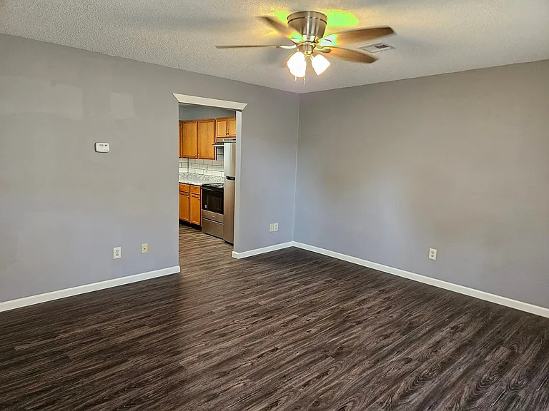 1326 S Everett St #1 — Photo 2