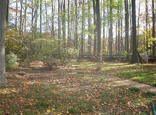 2nd image of 510 Adams Ln
