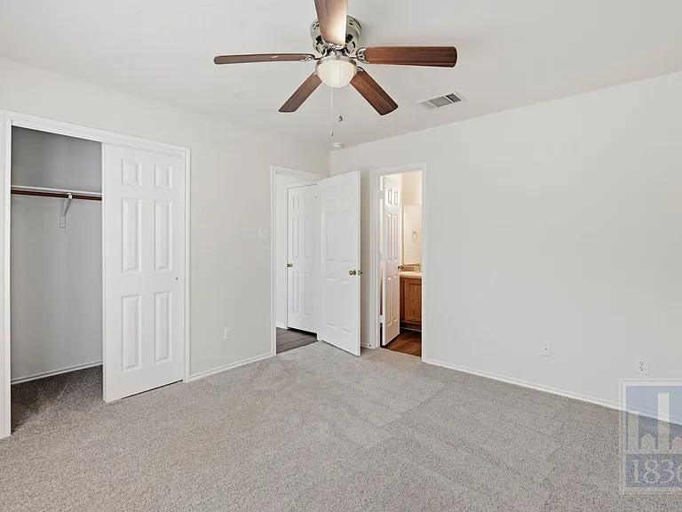 228 Pearl Lake Dr — Photo 7