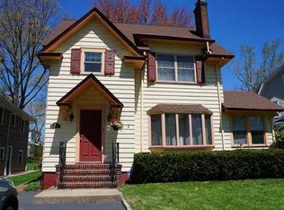 65 Burnett Ter, Maplewood, NJ 07040