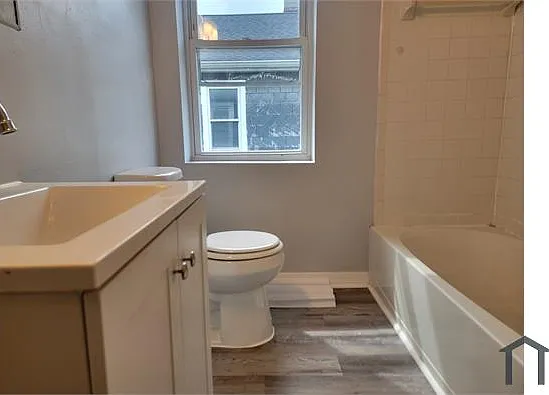2513 Liberty Heights Ave #2W — Photo 10