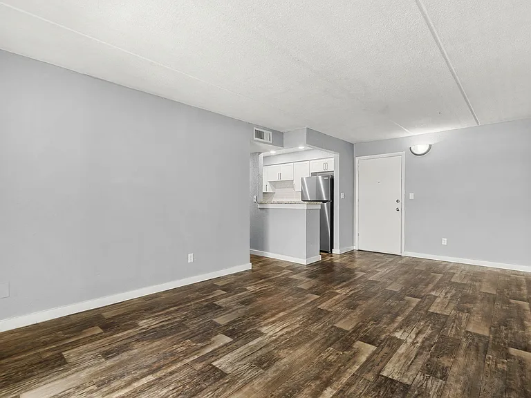 Loft at Third Apartments — Photo 6