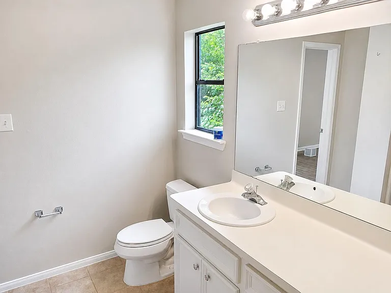4119 Placid St — Photo 9
