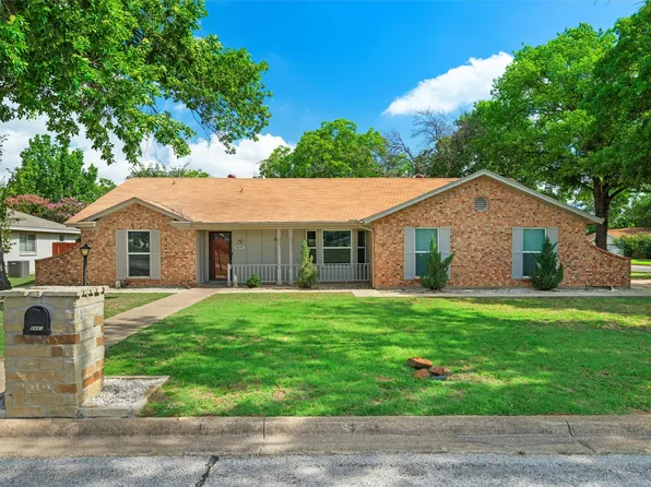 8441 Main St, North Richland Hills, TX 76182