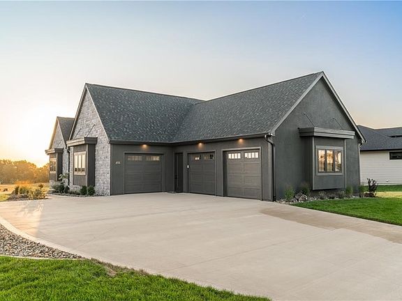 2nd image of 4735 Centennial Blvd