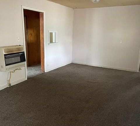 3rd image of 310 W Elm Ave