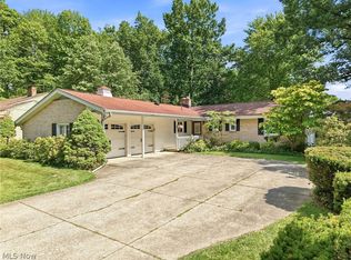 8564 Squires Ln NE, Warren, OH 44484