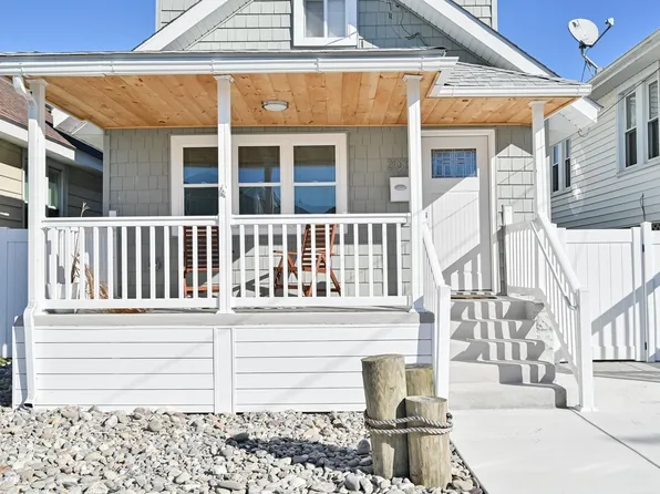 203 N Somerset Ave, Ventnor City, NJ 08406
