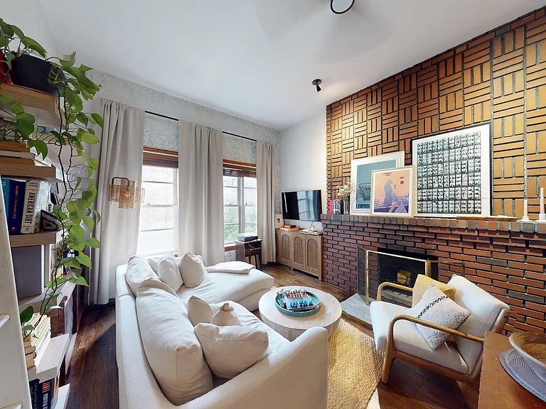 343 W End Ave #10 — Photo 2
