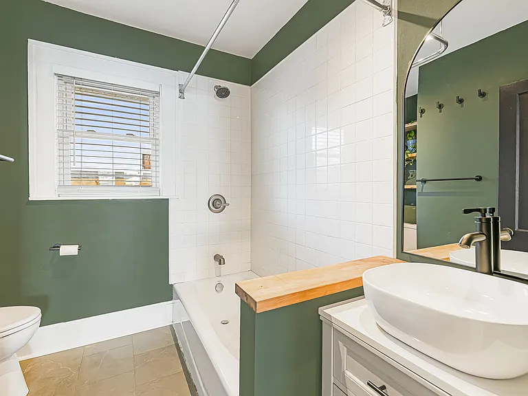 19 Jarrett St — Photo 18
