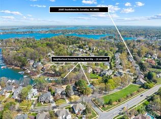 20307 Southshore Dr, Cornelius, NC 28031