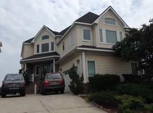 3840 Bay Oaks Pl, Norfolk, VA 23518