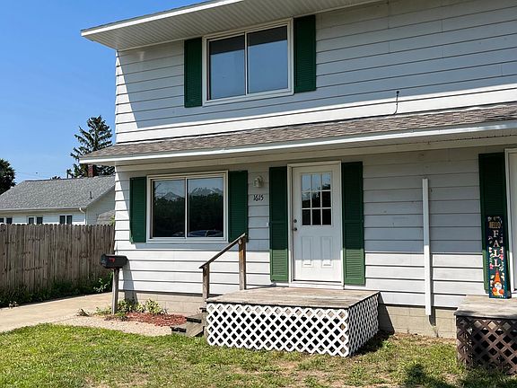 2nd image of 1615 Pennoyer Ave #1617