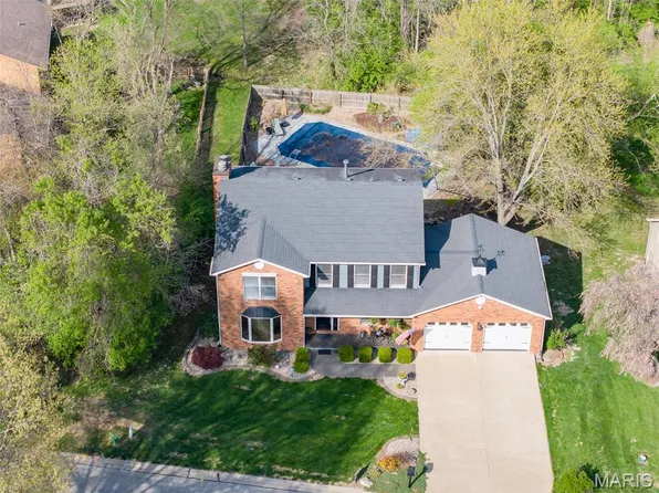 3 Linden Ct, Collinsville, IL 62234