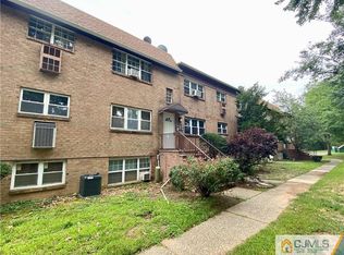 198 College Dr, Edison, NJ