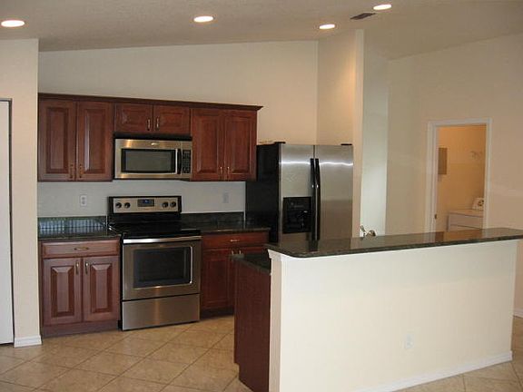 5th image of 2161 SW Newport Isles Blvd