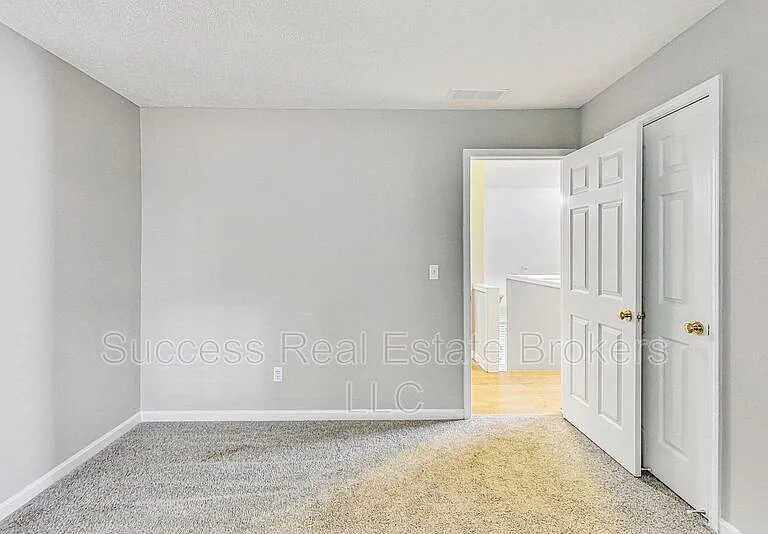 1645 Heyford Cir NW — Photo 35
