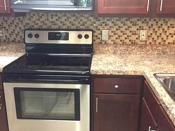 4th image of 921 Whistling Swan Dr