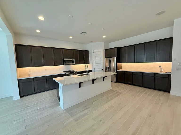 19036 E Celtic Manor Dr — Photo 11