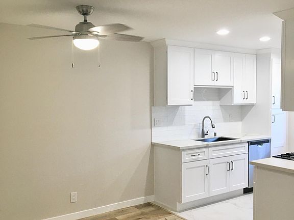 5th image of 725 E Providencia Ave APT 205