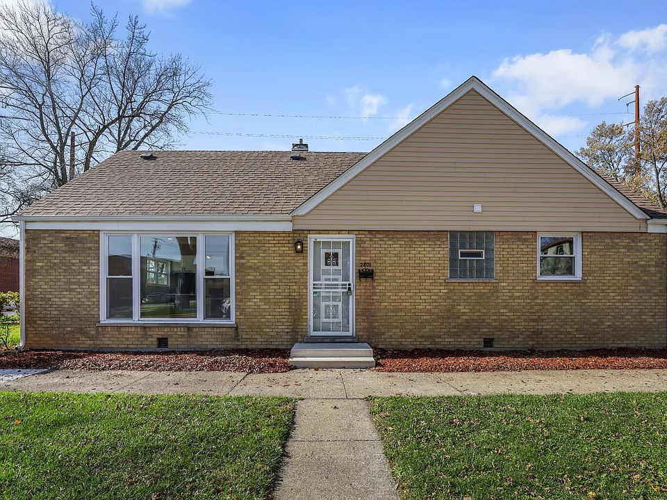 1st image of 2801 Oak St