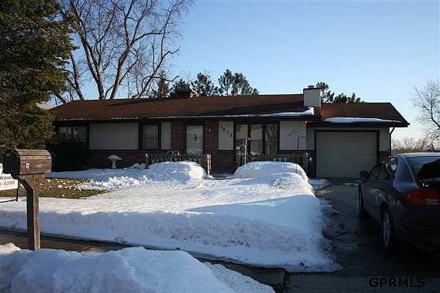 1st image of 2813 S Irene St