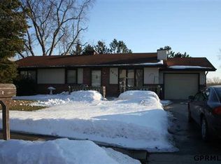 2813 S Irene St, Bellevue, NE 68147