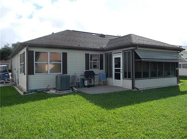 2nd image of 516 Valencia Pl