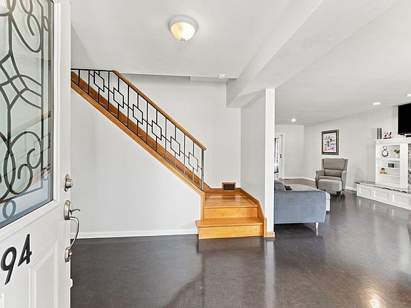 5th image of 94 Florence Rd
