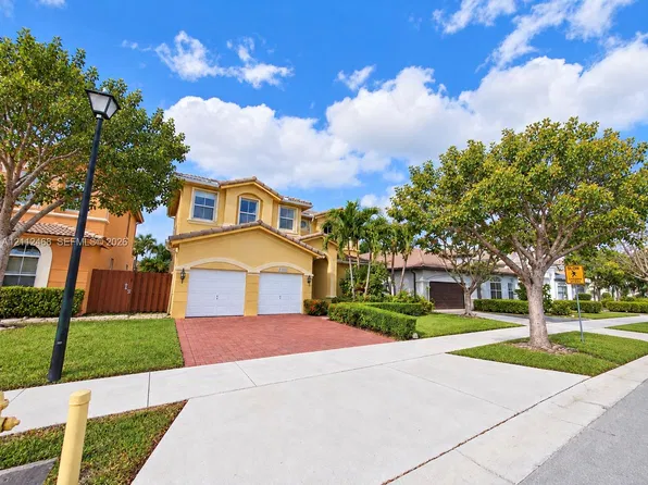 11009 NW 80th Ln, Doral, FL 33178