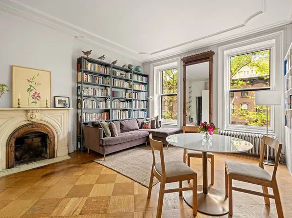 21 South Portland Avenue image 1 of 6