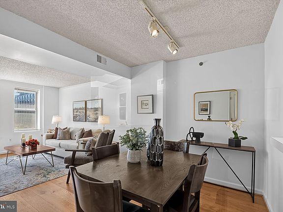 5th image of 601 Pennsylvania Ave NW APT 311