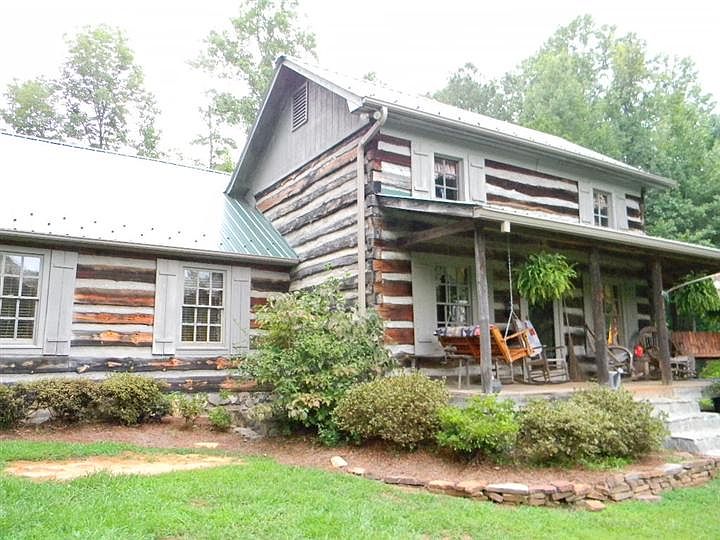 165 Walnut Ct.