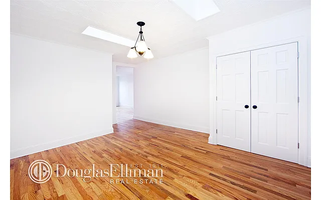 Rented by Douglas Elliman | media 26